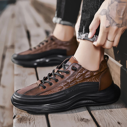 Zapatilla Ortopédica de Cuero Estilo Croco